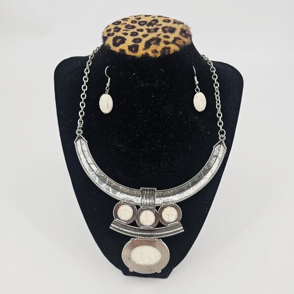 White Cracklestone Silver Tone Statement Chuncky Necklace and Earrings Native - Picture 2 of 6